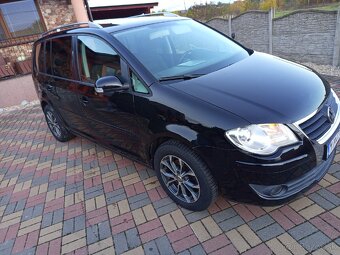 Volkswagen Touran 1.9TDi 7-miest - 9