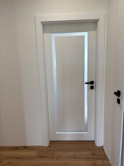 Pokládka plávajúcej podlahy + interiérové dvere - 9