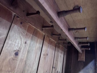 Starožitná skriňa - 9