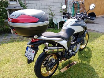 Predám Honda Transalp 700 - 9