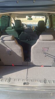 Peugeot 5008 2.0 HDI - 9