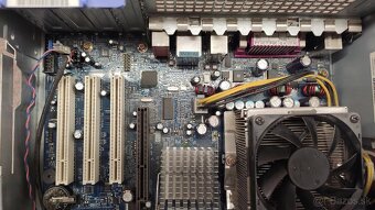 Historický počítač IBM ThinkCentre M50 desktop, 8187 - 9
