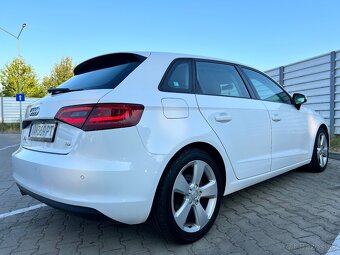 AUDI A3 SPORTBACK 2.0TDi 110kW XENON 2016 - 9