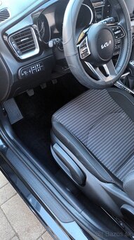 Kia ceed sw - 9