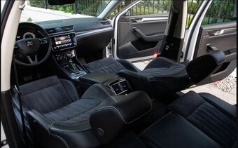 Škoda Superb Combi premium edition - 9