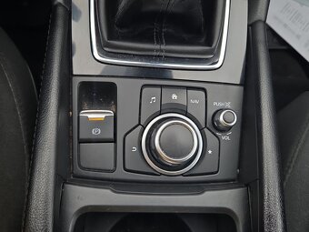 Mazda 3 2.2 Skyactiv-D150 Attraction - 9