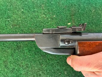 Vzduchovka Diana model 27 - 9