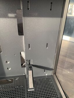 🖥️ PC skrinka – Zalman P10 Black - 9