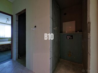 EXKLUZÍVNE na predaj 4-izbový byt, 80 m² + loggia, pivnica - - 9
