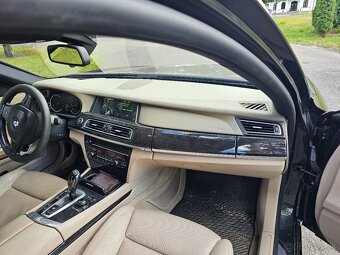 Bmw 750d - 9