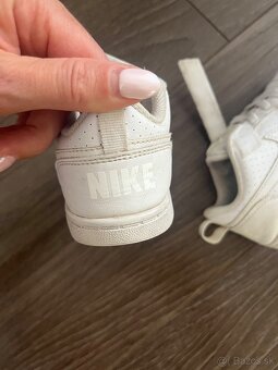 Nike 24-uni detske biele tenisky zalepovacie - 9