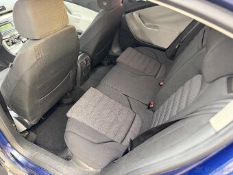 Volkswagen Passat B6 2.0TDI - 9