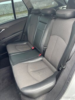 Mercedes-Benz E trieda Kombi 220 CDI Avantgarde A/T - 9