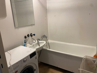 Na prenájom 2 izbový byt na Zlatom Potoku - 9