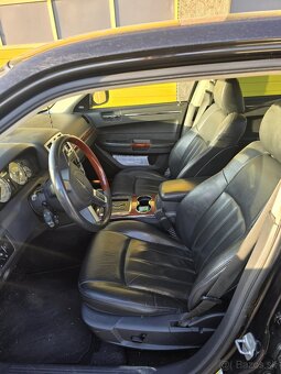 CHrysler 300 C - 9