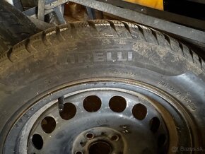 Zimné pneumatiky a disky 215/60 r16 - 9