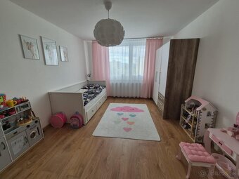 3-IZBOVÝ BYT S BALKÓNOM - JUH - 9