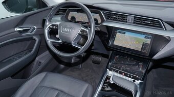 Audi e-tron 55 quattro S-Line | 300 kW (408 PS) - 9