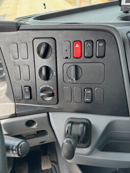 Mercedes Axor valník s hydraul. čelom na prepravu strojov - 9