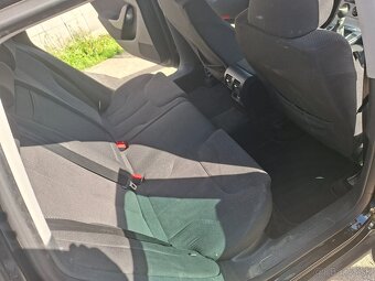 Volkswagen passat b6 1.9 TDI 77kw - 9