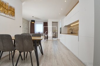 Zariadený energeticky úsporný 3i byt + 2xparking, Baka, DS - 9