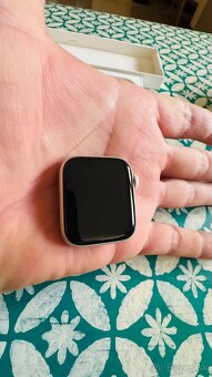 Apple Watch SE GPS+Cellular (2.gen) 40mm hviezdna biela - 9