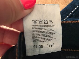 NOVÉ GUCCI damske rifle S made in italy - 9