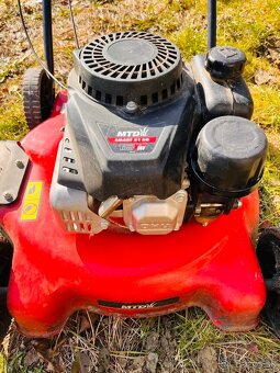 Benzinova kosacka MTD - 9