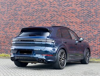 PORSCHE Cayenne TURBO 4.0 V8 E-Hybrid 740PS, - 9