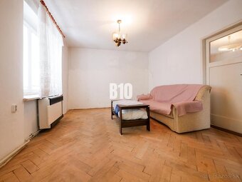 2 izbový byt - pôvodný stav - TEHLA - centrum - 9