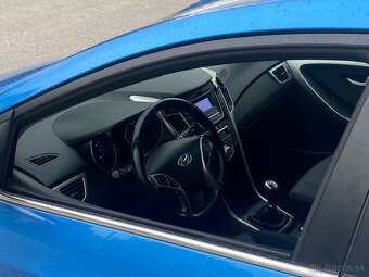 Hyundai i30 CW 1.6i MPI, 88kW, M6 - 9