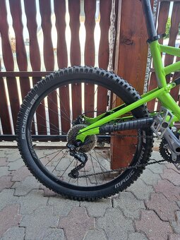Celoodpružený horský bicykel Fuji reveal - 9