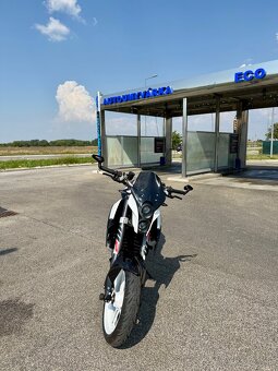 KTM Duke 690R 35kw A2 - 9