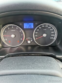 Hyundai Accent - 9
