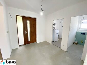 PREŠOV-ĽUBOVEC, SKOLAUDOVANÁ NOVOSTAVBA DOKONČENÁ V ŠTANDARD - 9