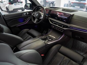 Bmw X7 M60i - 9
