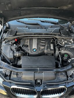 BMW 320D xDrive Facelift - 9