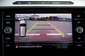 Volkswagen Passat Alltrack 2.0 TDI SCR BMT 4MOTION DSG - 9
