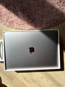 MacBook air 13 - 9