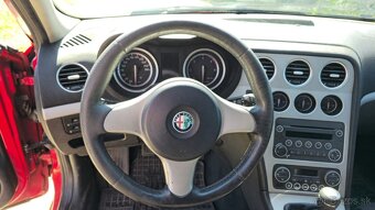 Predám alfa Romeo 159 1.9jtdm - 9