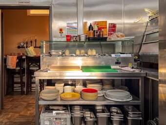 Rozbehnutý biznis v srdci Piešťan hľadá nového majiteľa - 9