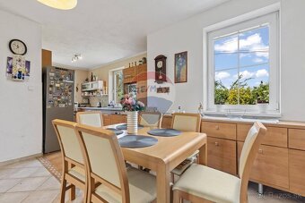 NA PREDAJ : Rekreačný dom 108 m2, pozemok 817 m2, Nová Dedin - 9