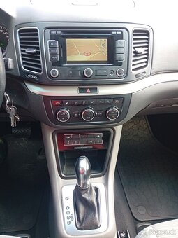 Seat Alhambra 2,0tdi DSG 7 miestna - 9