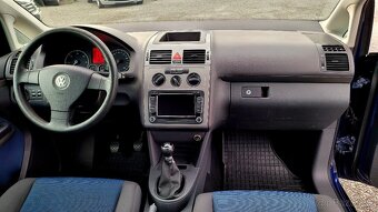 Volkswagen Touran 1.9 TDI BMT Conceptline - 9