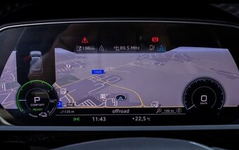 Audi e-tron 55 Advanced - 9