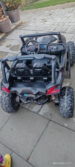 Detské elektrické autíčko 4x4 - 9
