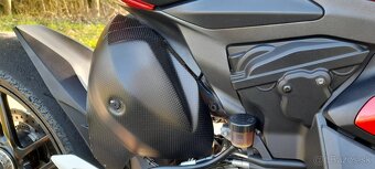 Ducati 1199 Panigale - 9