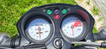 KTM Duke - 9