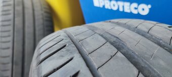 Michelin primacy 3. 215/60/R17 - 9