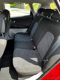 Kia ceed 1.4 77kW benzín 2008 - 9